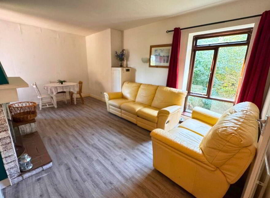 Apartment 30 The Moorings Ballymahon Road, Athlone, N37T681