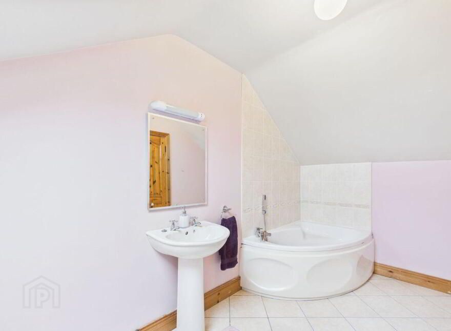 Corrafaireen, Abbeyknockmoy, H54HD32