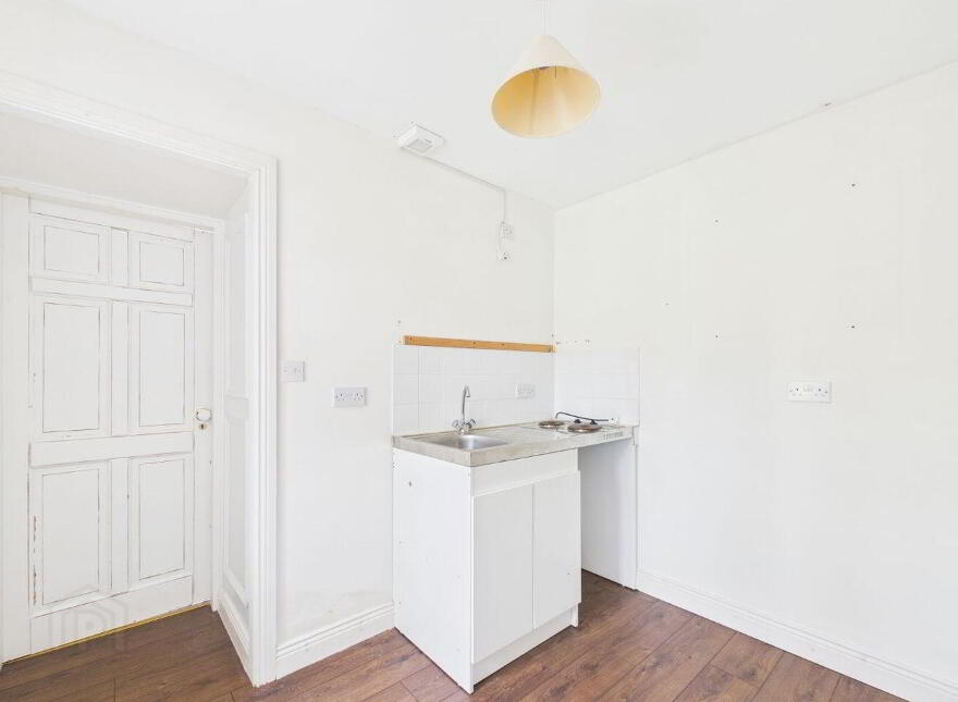 Gurteen, Clough, Ballinasloe, H53N6D9