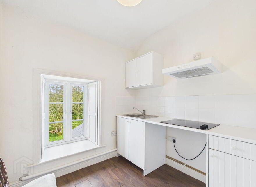 Gurteen, Clough, Ballinasloe, H53N6D9