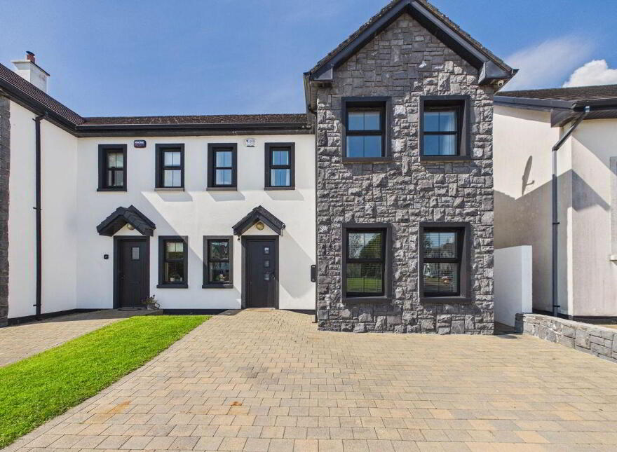8 Cluain Na Cathrach, Caherroyn, Athenry, H65YV48