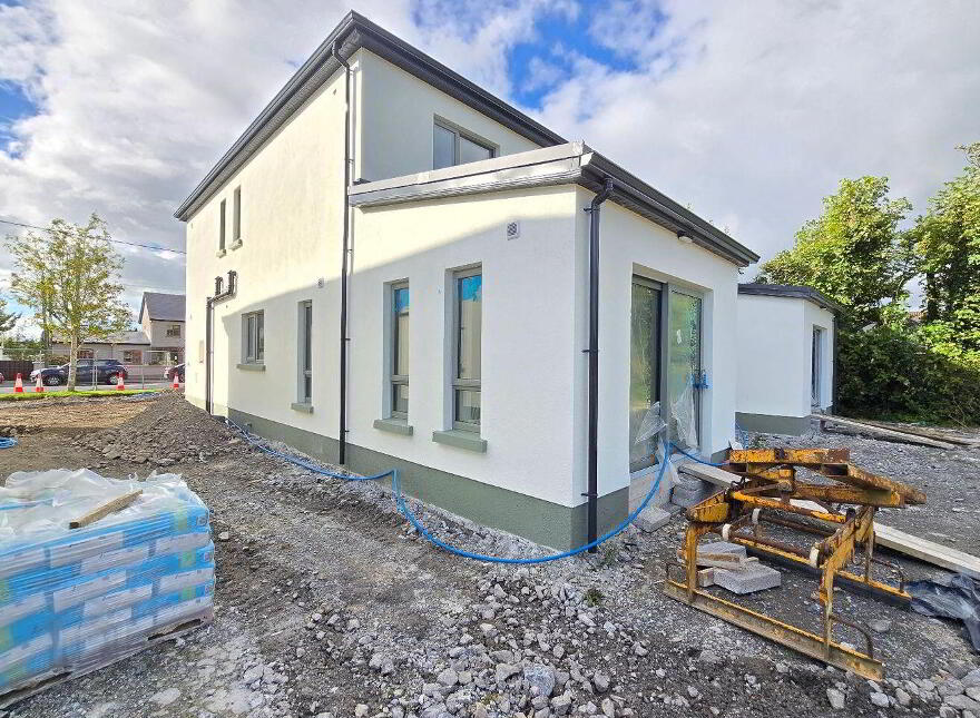 2 Cuirt Ghallagh, Castleblakeney, H53H2T3