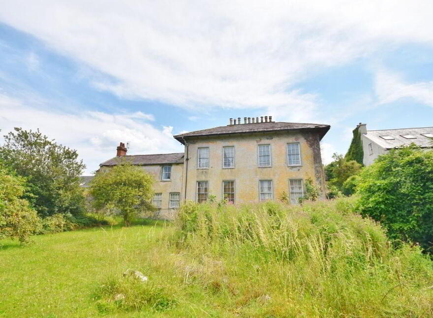Strand House, Strand Street, Tralee, V92N6XC