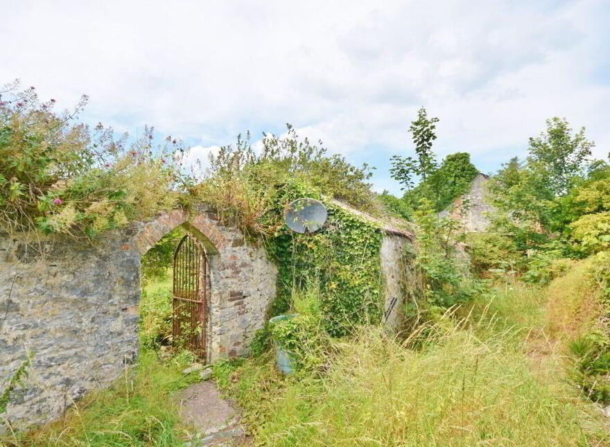 Strand House, Strand Street, Tralee, V92N6XC