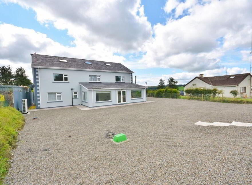 Meenganaire, Knocknagoshel, V92FK79