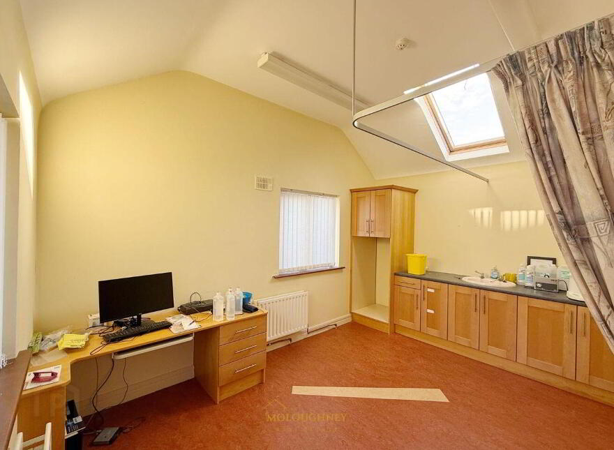 Moore Street Medical Centre, Cappamore, V94C1X4