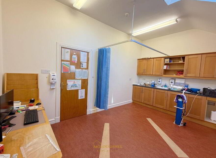 Moore Street Medical Centre, Cappamore, V94C1X4