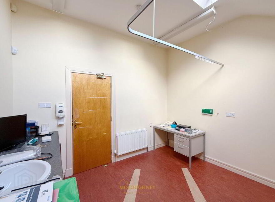 Moore Street Medical Centre, Cappamore, V94C1X4