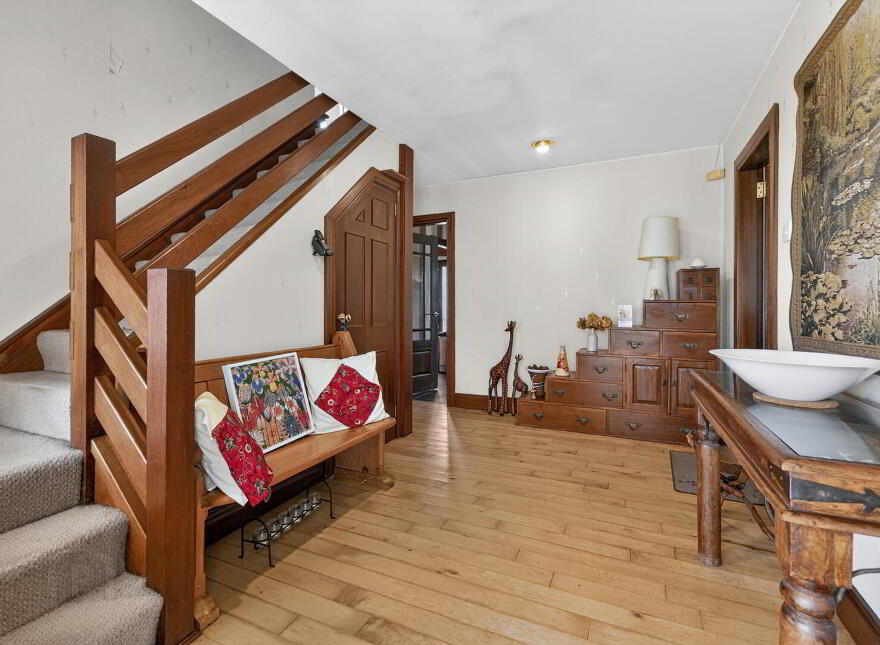 Drummood House, 62 Lisbarnet Road, Comber, Newtownards, BT23 6DW