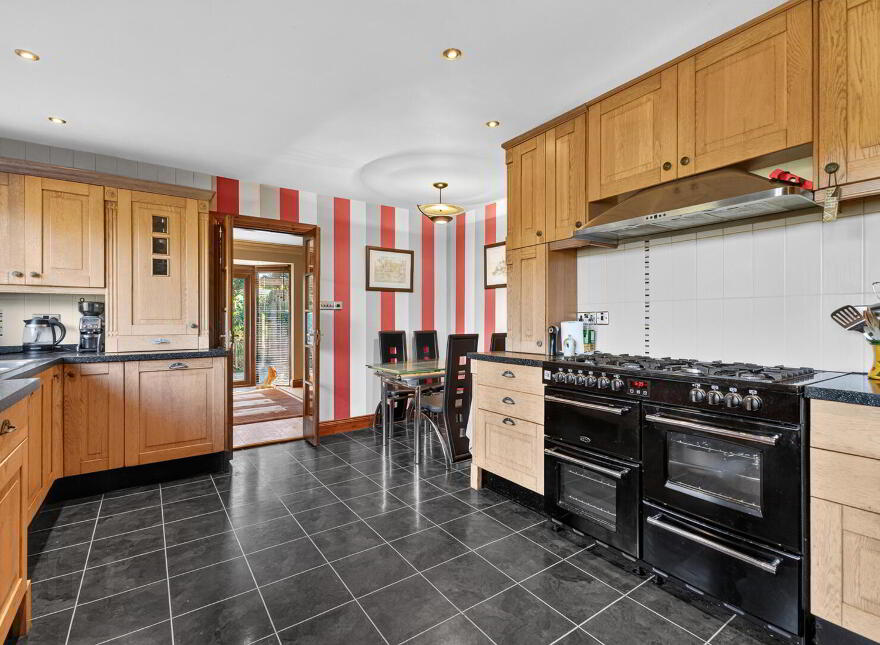 Drummood House, 62 Lisbarnet Road, Comber, Newtownards, BT23 6DW