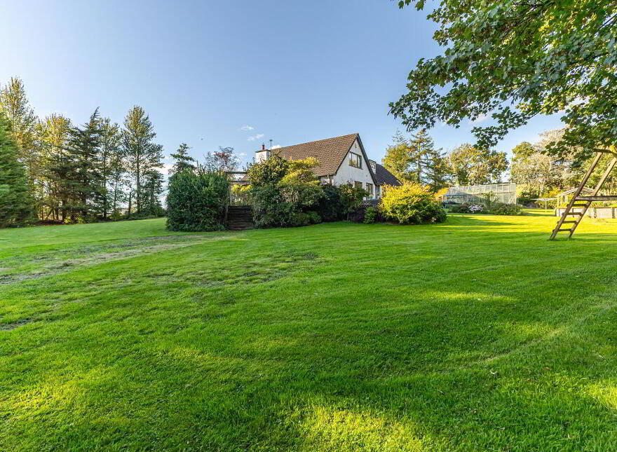 Drummood House, 62 Lisbarnet Road, Comber, Newtownards, BT23 6DW