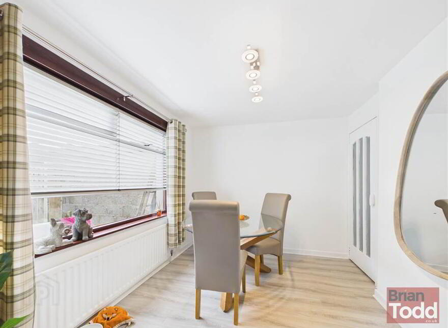 Linn Road, Larne, BT40 2BQ