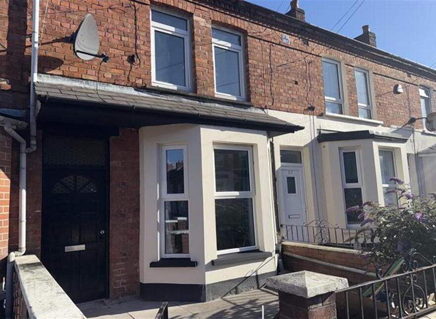 39 Surrey Street, Belfast, BT9 7FR