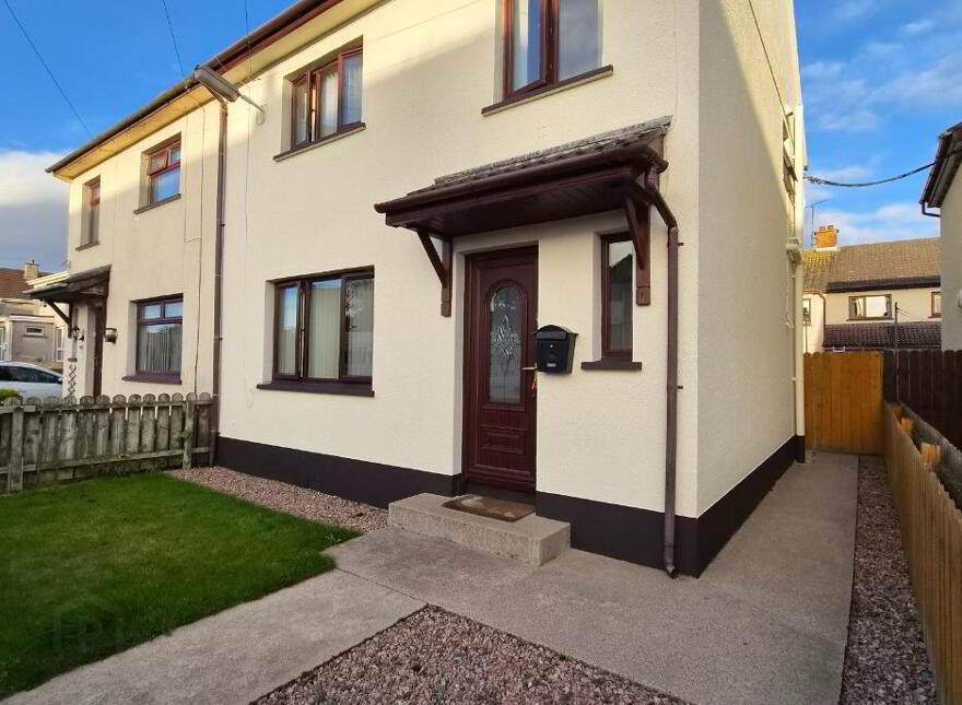 20 Carrigneagh Road, Kilkeel, BT34 4NE