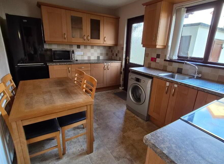 20 Carrigneagh Road, Kilkeel, BT34 4NE