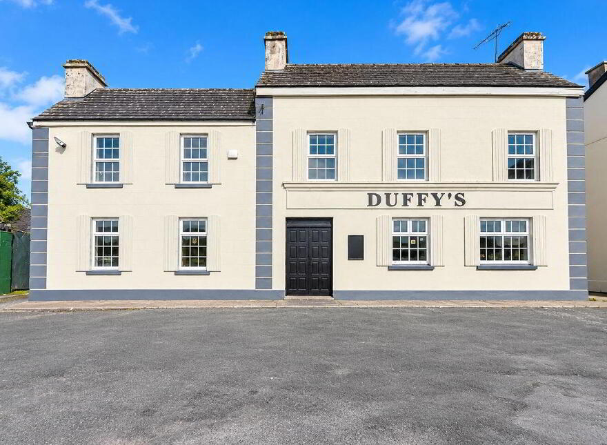 Main Street, Ballindine, F12CK44