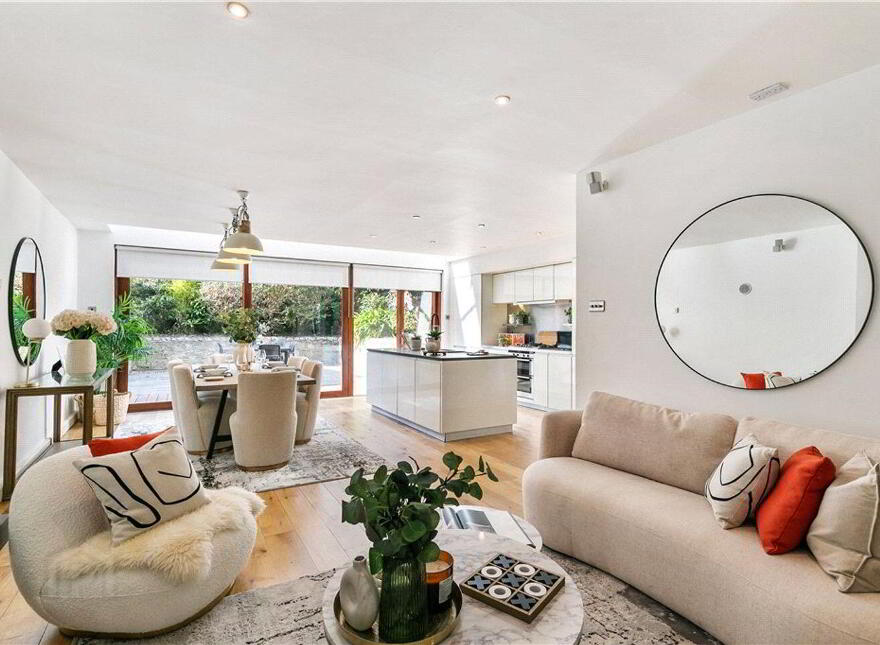 Cove Villa, 1A Lower Albert Road, Sandycove, A96A3T9