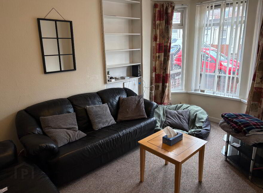 49 Surrey Street 9/10 MONTH LEASE AVAILABLE, Lisburn Road, Belfast, BT9 7FR