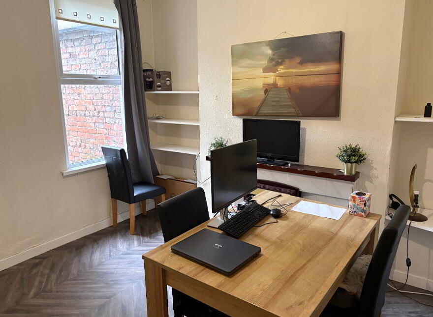 49 Surrey Street 9/10 MONTH LEASE AVAILABLE, Lisburn Road, Belfast, BT9 7FR