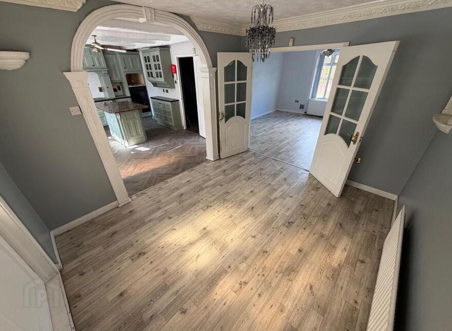 102 Fruithill Park, Belfast, BT11 8GF