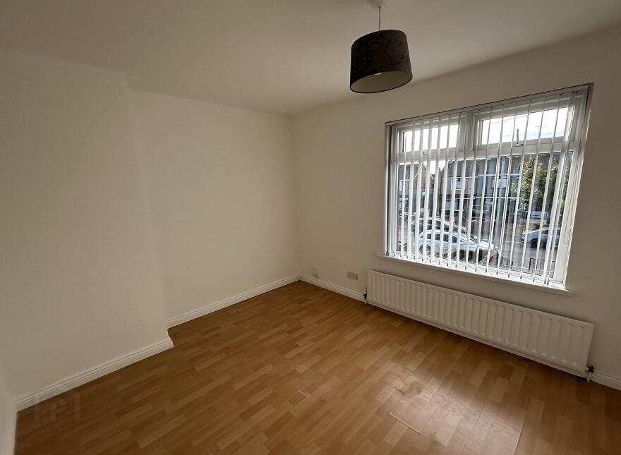 38 Eskdale Gardens, Belfast, BT14 7NQ