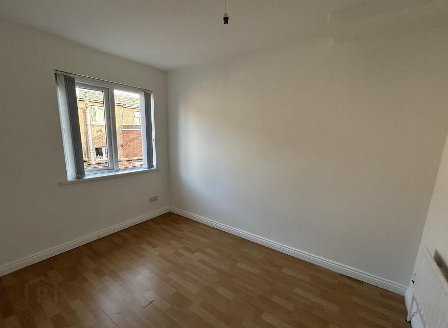 38 Eskdale Gardens, Belfast, BT14 7NQ