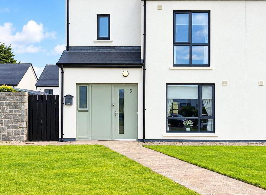 3 College View Green, Castlebar, F23N594 photo