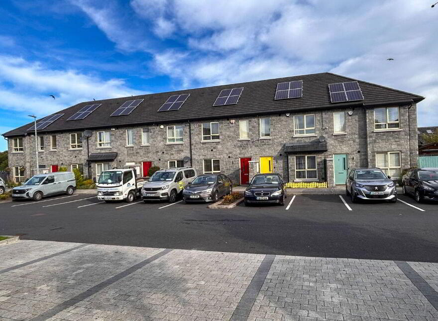 32 Market Square, Newcastle, Newcastle, D22E1R0