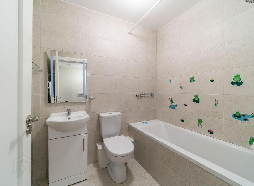 32 Market Square, Newcastle, Newcastle, D22E1R0
