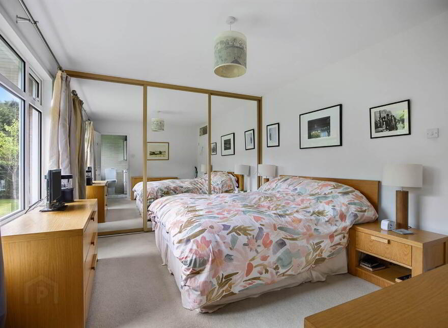 2 Old Quay Court, Cultra, Holywood, BT18 0HT