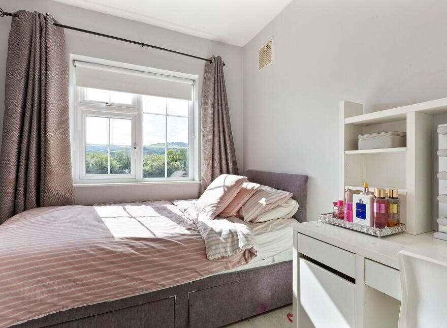 215 Glenvara Park, Knocklyon, Knocklyon, D16TY82