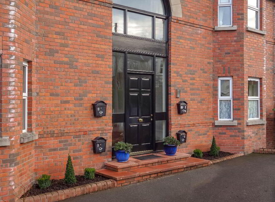 Flat 1, 17 Church Road, Helens Bay, BT19 1TP