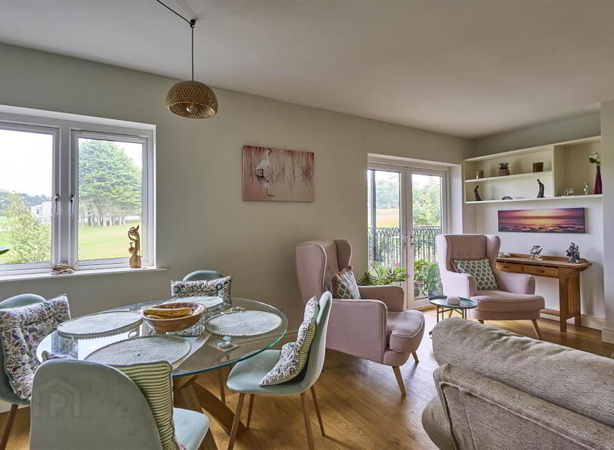 Flat 1, 17 Church Road, Helens Bay, BT19 1TP