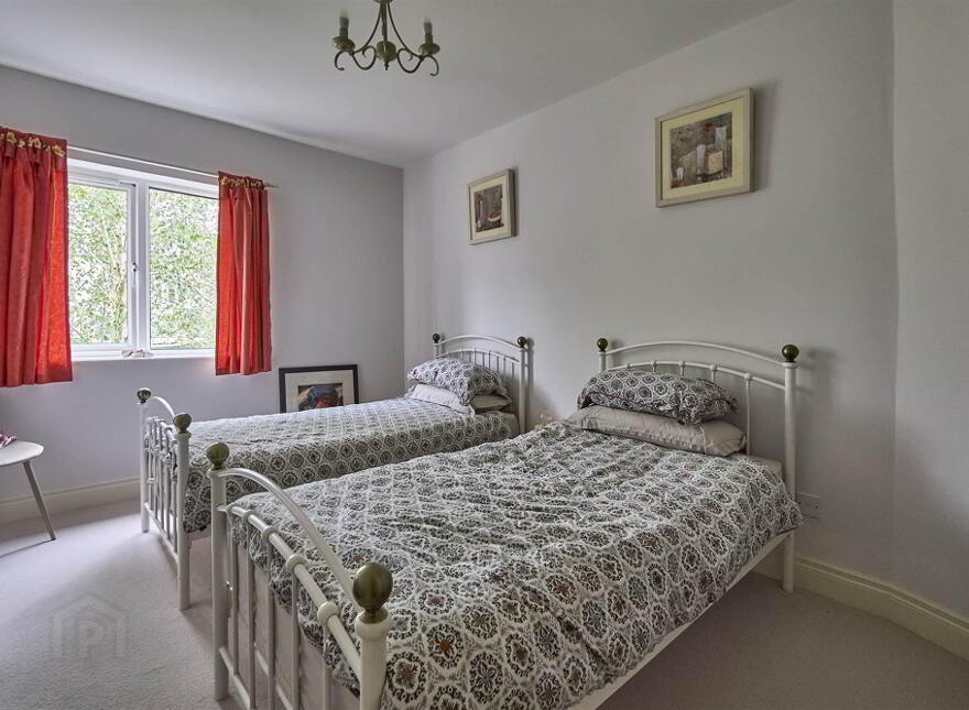 Flat 1, 17 Church Road, Helens Bay, BT19 1TP