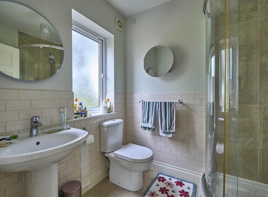 Flat 1, 17 Church Road, Helens Bay, BT19 1TP