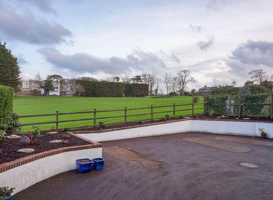 Flat 1, 17 Church Road, Helens Bay, BT19 1TP