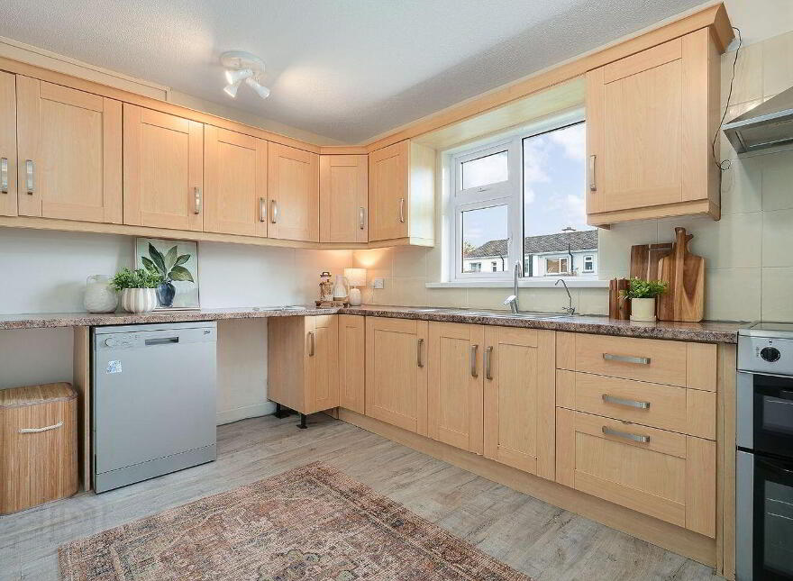 171 The Oaks, Newbridge, W12P088