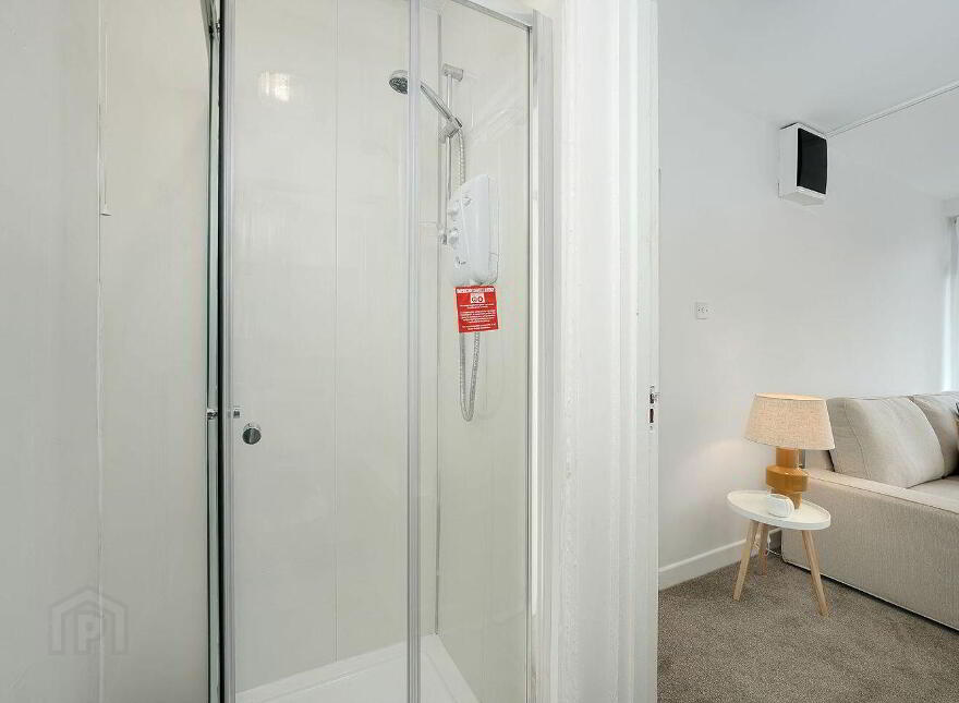 171 The Oaks, Newbridge, W12P088