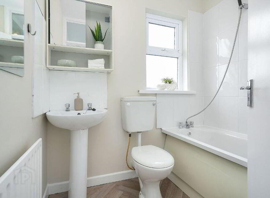 171 The Oaks, Newbridge, W12P088