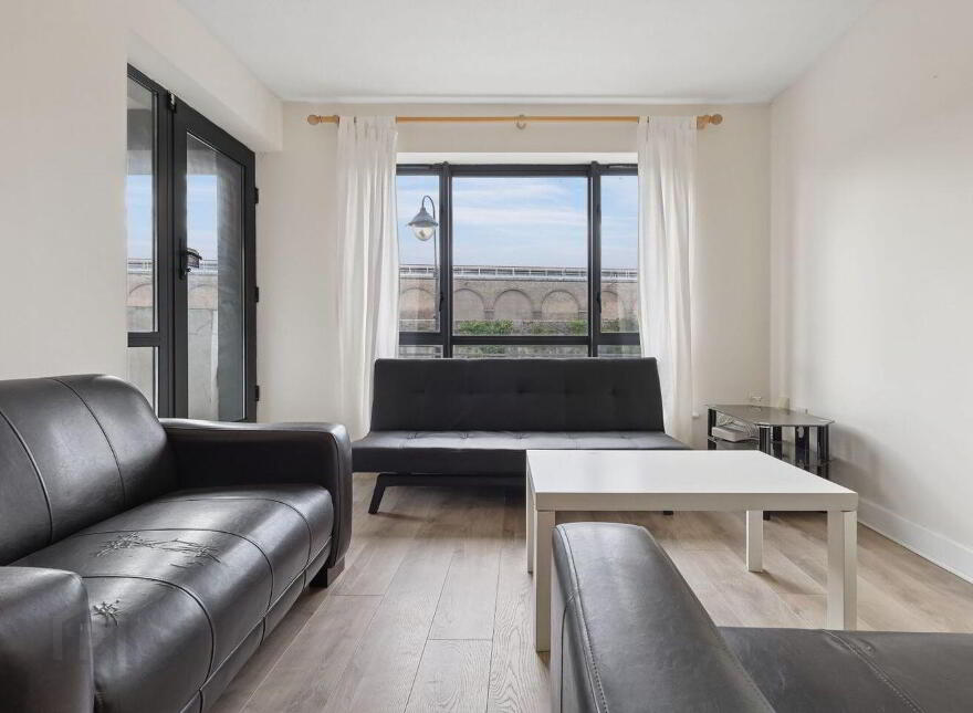 Apartment 116 Block 4 Parkgate Place, Dublin 8, D08YA00