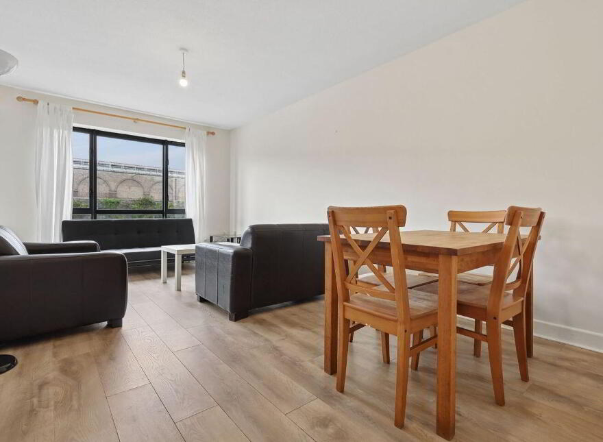 Apartment 116 Block 4 Parkgate Place, Dublin 8, D08YA00