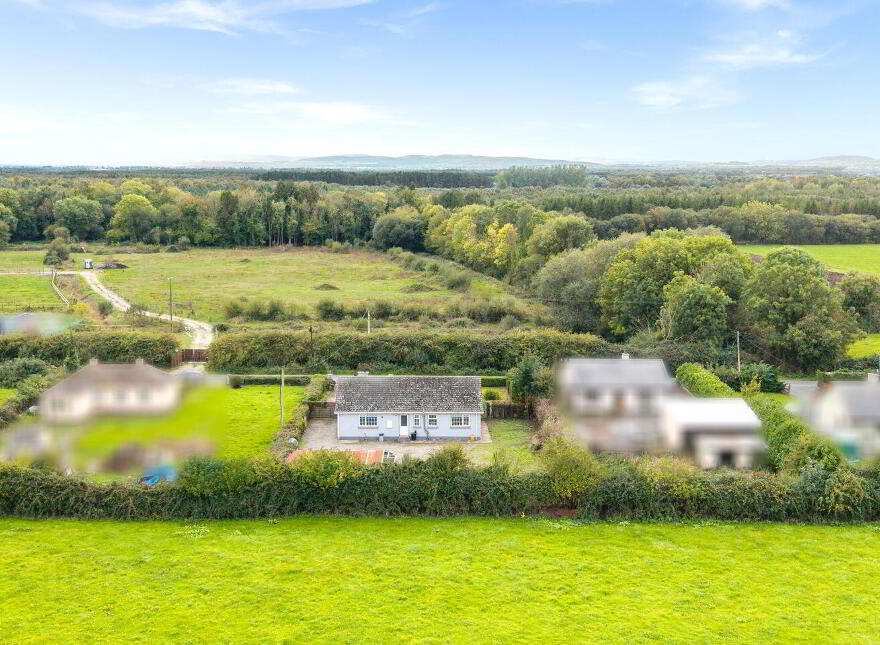 Woodview, Mylerstown, Nurney, R51N201