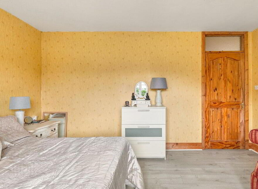 Woodview, Mylerstown, Nurney, R51N201