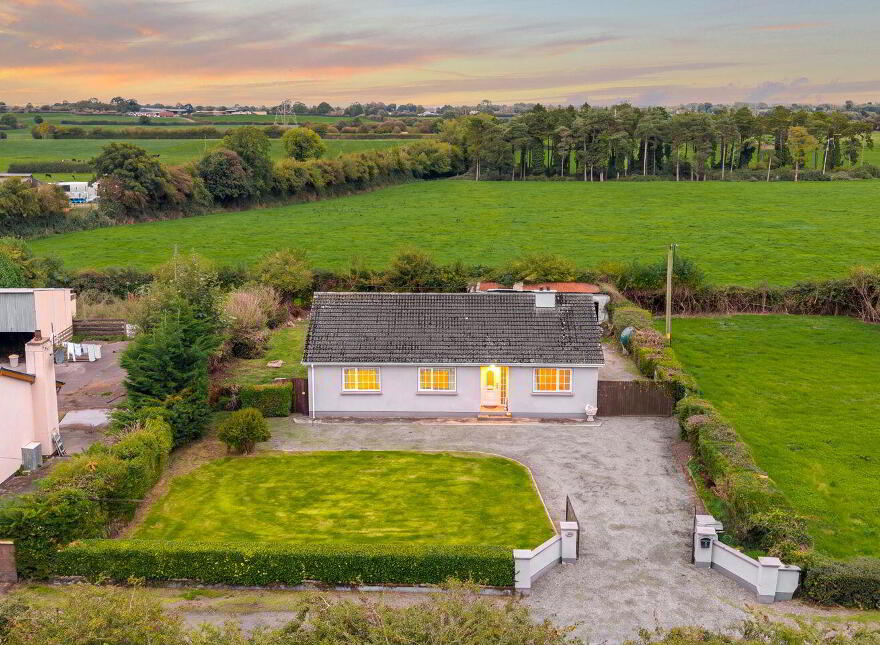 Woodview, Mylerstown, Nurney, R51N201