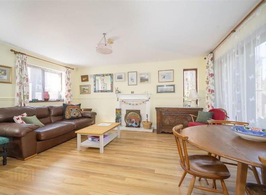 61 Lockview Road, Belfast, BT9 5FJ