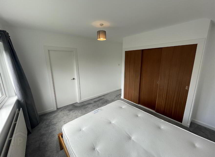47 Newforge Lane, Belfast, BT9 5NW