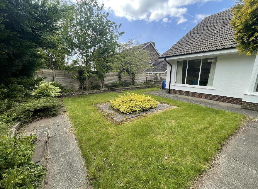 47 Newforge Lane, Belfast, BT9 5NW