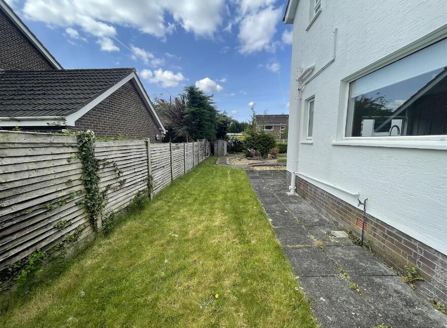 47 Newforge Lane, Belfast, BT9 5NW