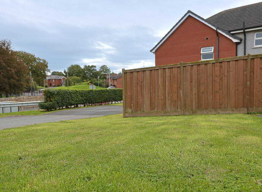 15 Rose Walk, Laurelvale, Tandragee, BT62 2FH