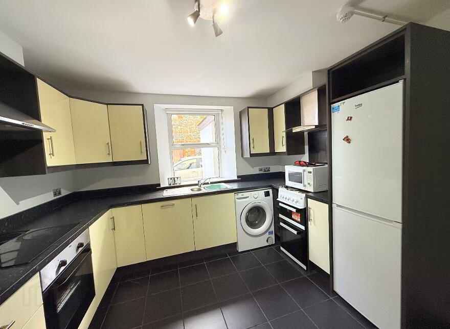 44 Galgorm Road, Ballymena, BT43 5HA